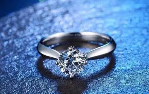 典当行怎样回收钻石