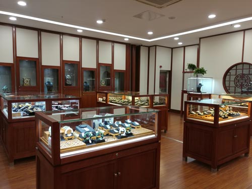 重庆当铺吸引年轻人来委托寄卖