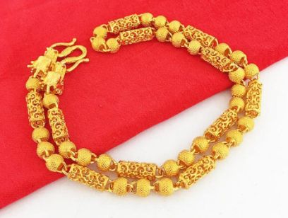 黄金项链日常佩戴时的注意事项