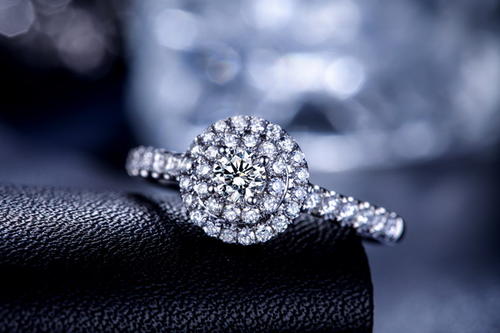 钻石回收价格怎么算的